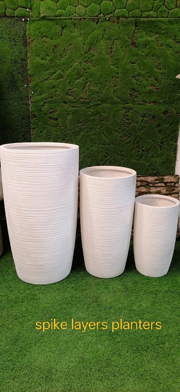Spike Layers Planters