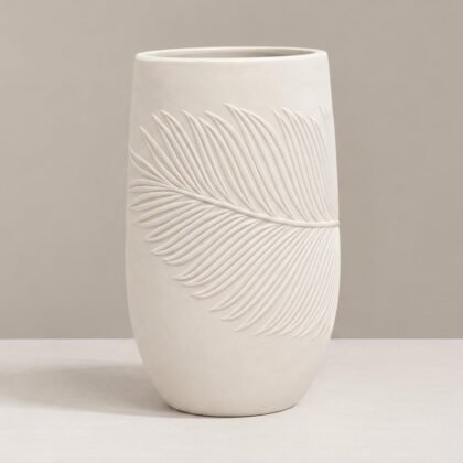 Leafline Planter – 22 Inch